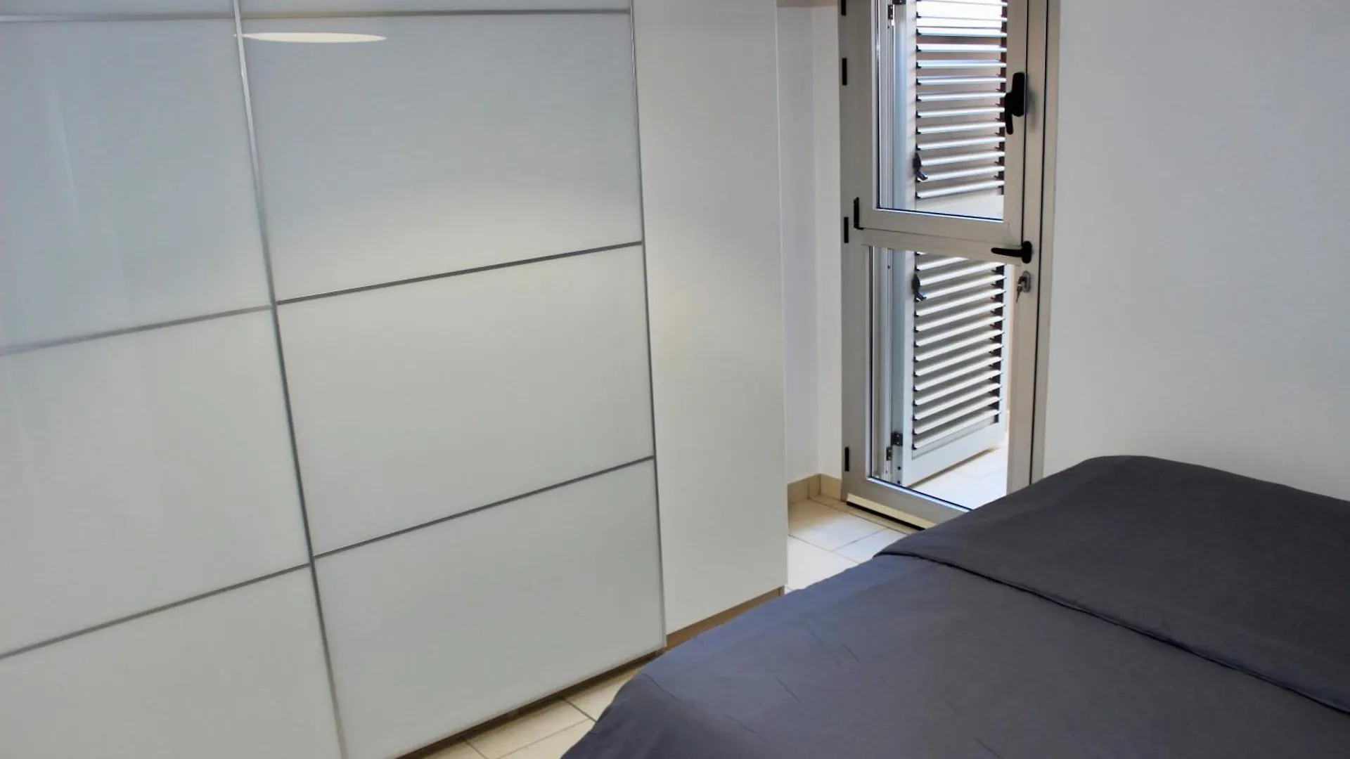 Apartment With Large Terrace Poris de Abona 0*,