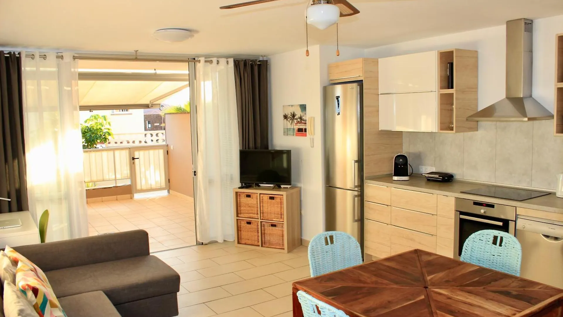 Apartment With Large Terrace Poris de Abona 0*,  Spagna